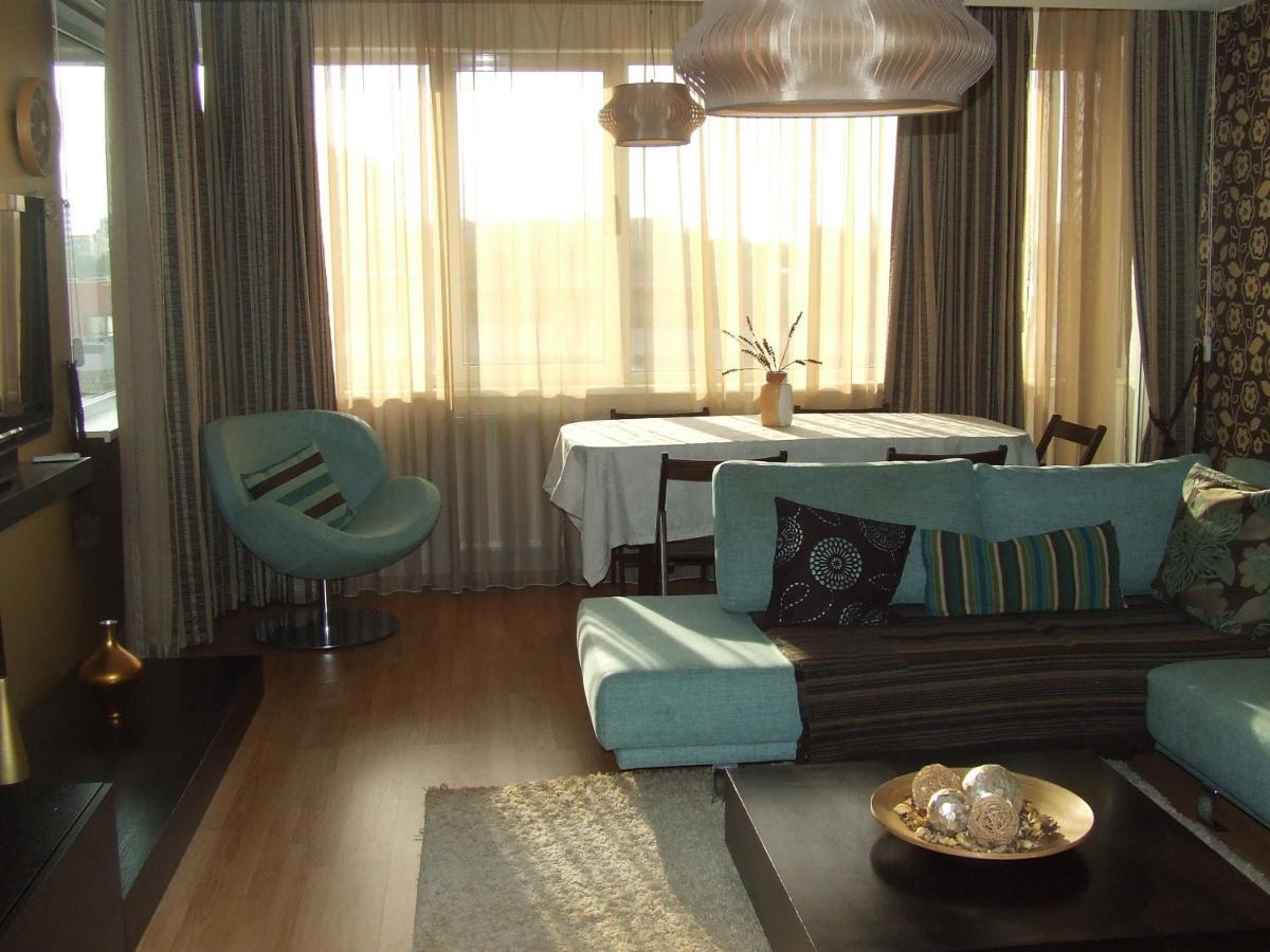 Family Retreat Politehnica Park Apartment Bucureşti Ngoại thất bức ảnh