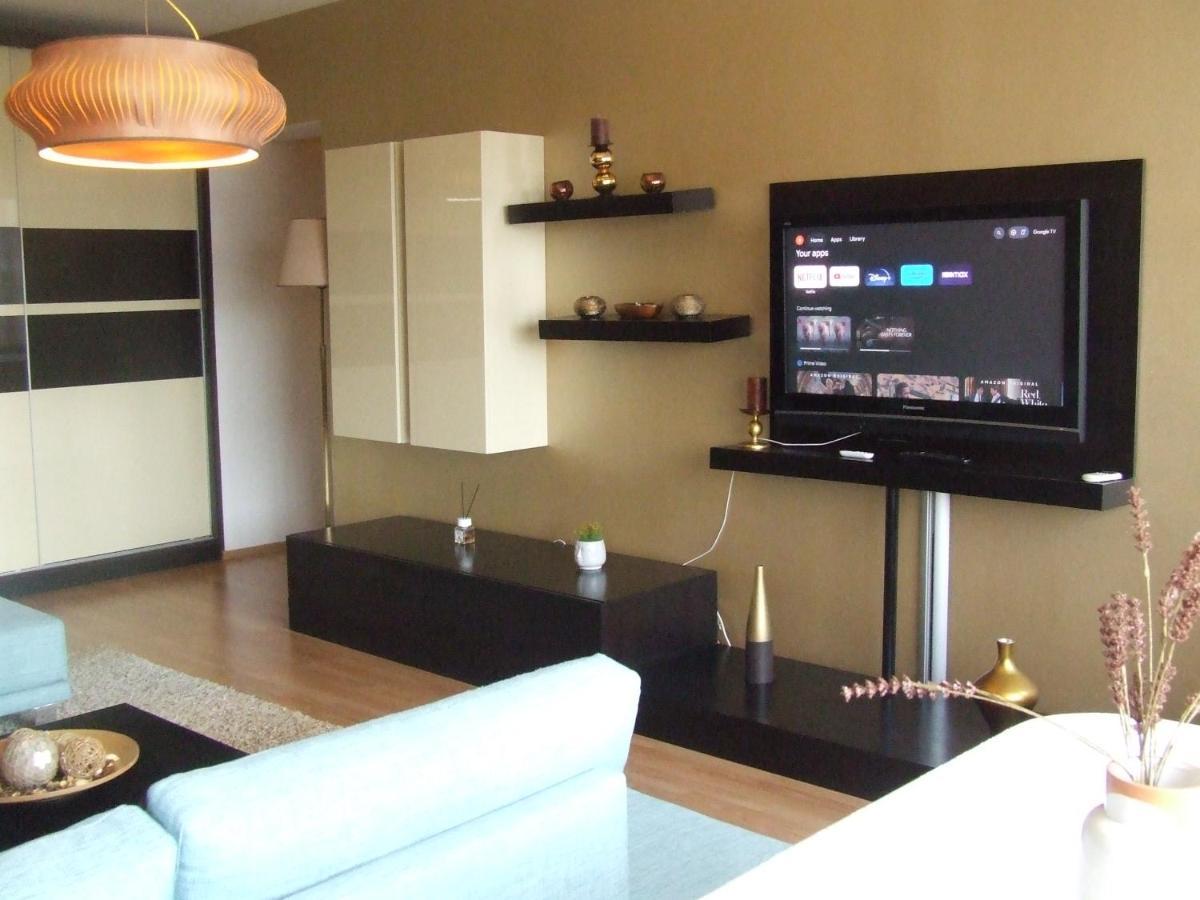 Family Retreat Politehnica Park Apartment Bucureşti Ngoại thất bức ảnh
