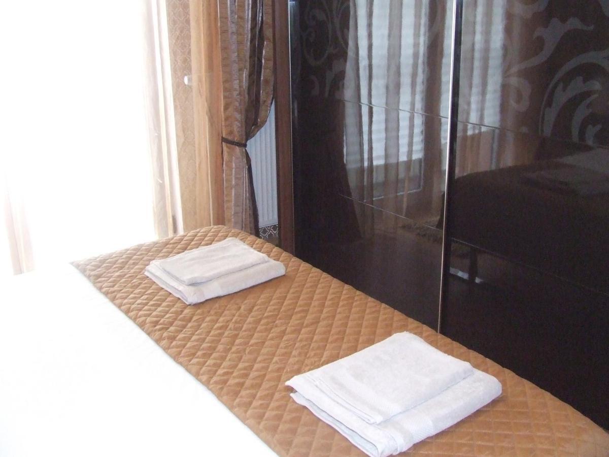 Family Retreat Politehnica Park Apartment Bucureşti Ngoại thất bức ảnh