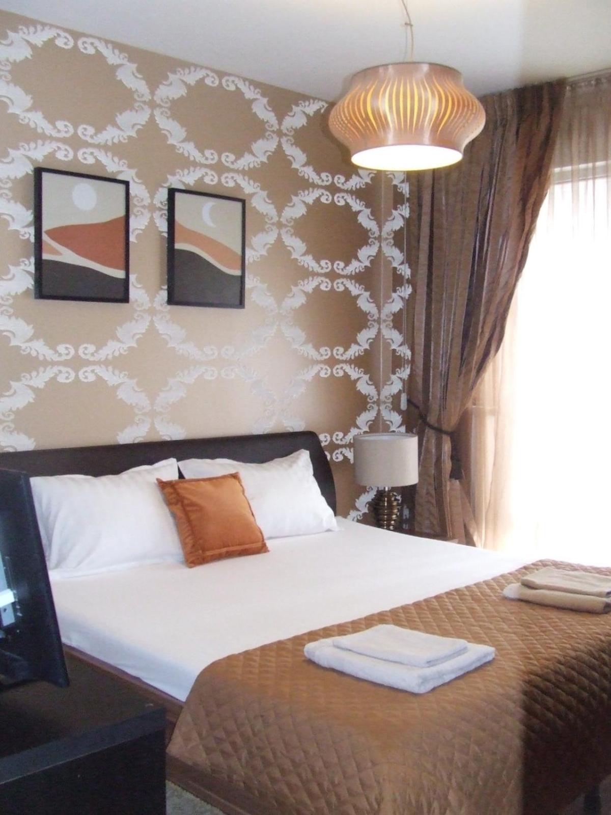 Family Retreat Politehnica Park Apartment Bucureşti Ngoại thất bức ảnh
